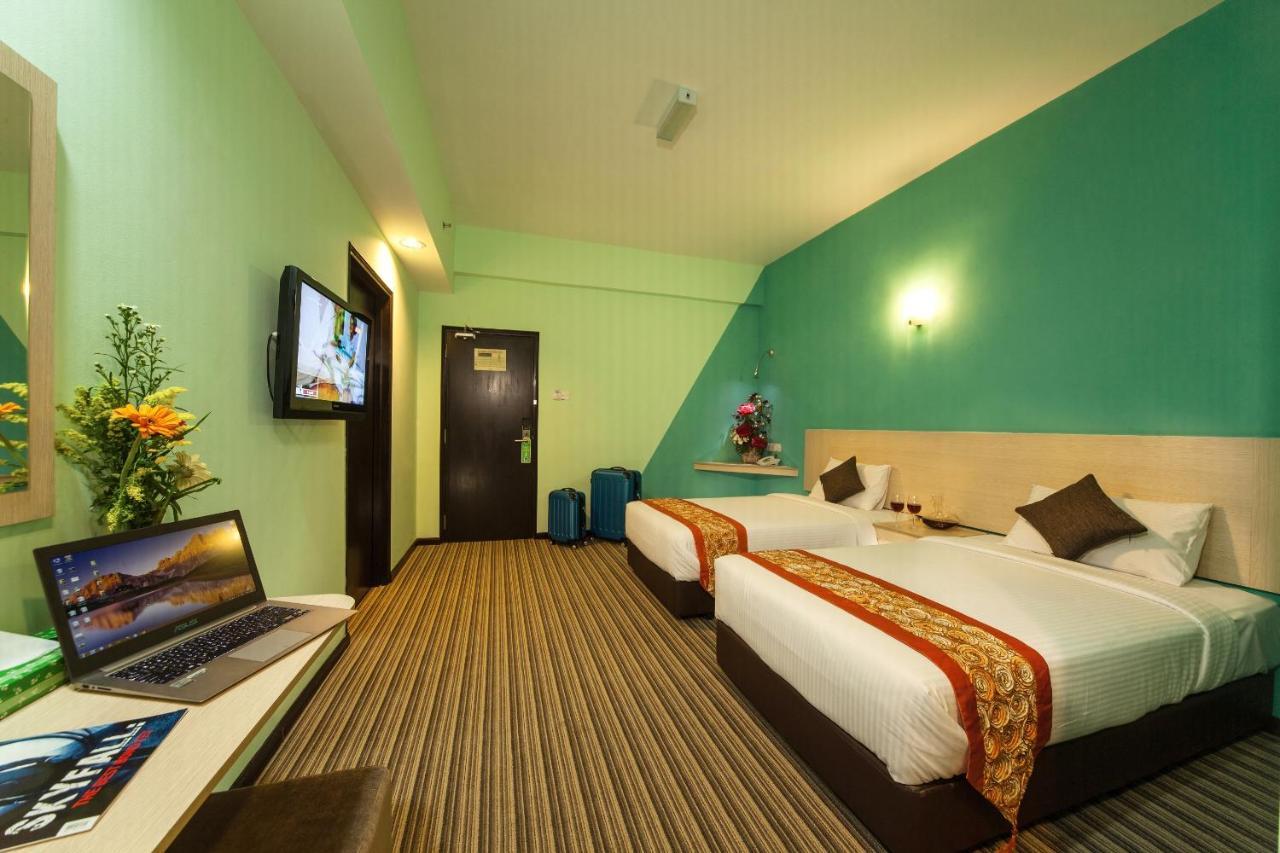 Thy Executive Hotel Johor Bahru Exterior foto